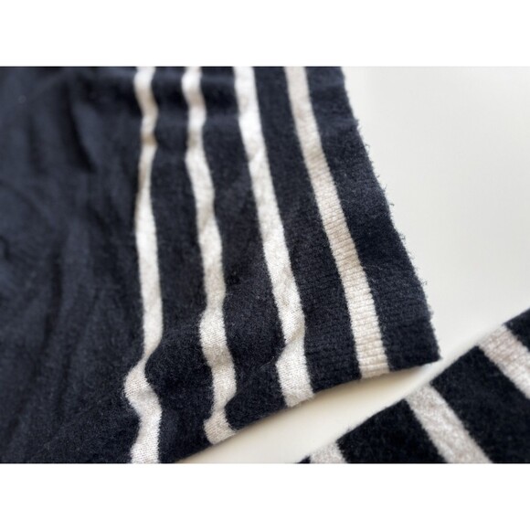 Abercrombie & Fitch Merino Wool Cropped Pullover Preppy Sweater Women's S, Navy - Picture 3 of 9